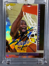 Load image into Gallery viewer, Shaquille O’neal Autographed Upper Deck 1997 Card Lakers