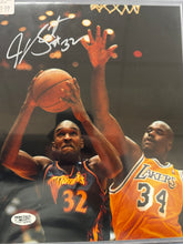 Load image into Gallery viewer, Joe Smith 8x10 Autographed Photo Golden State Warriors