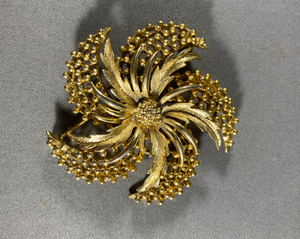 Lisner Gold Tone Flower Brooch Vintage