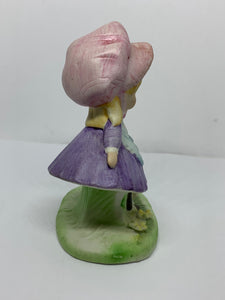 Porcelain Figurine Little Girl Watering Flowers 5707 Vintage