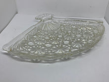 Load image into Gallery viewer, Avon Vintage Glass Soap Dish Candy Plate Shell Shape