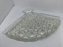 Load image into Gallery viewer, Avon Vintage Glass Soap Dish Candy Plate Shell Shape