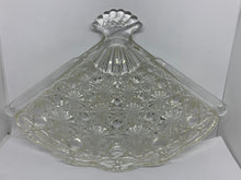 Load image into Gallery viewer, Avon Vintage Glass Soap Dish Candy Plate Shell Shape