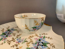 Load image into Gallery viewer, 4 Sets Vintage Porcelain China Tea Cup and 8&quot; Saucer Shell Gold Trim Floral Japan