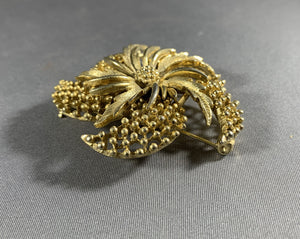 Lisner Gold Tone Flower Brooch Vintage