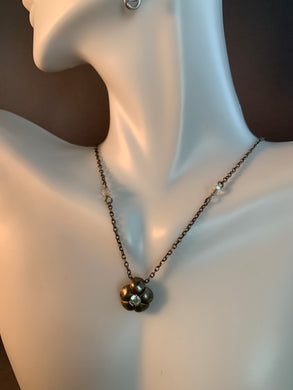 Child's Necklace Flower Pendant 15 Inch Silver