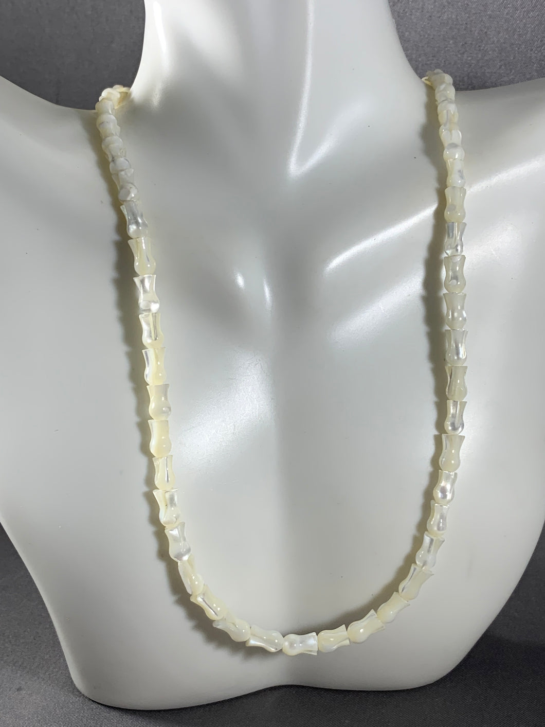 Unique Vintage Necklace White Mother of Pearl Shell Beads Iridescent 16 Inch