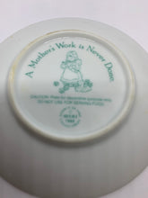 Load image into Gallery viewer, 5 Vintage Avon Collector&#39;s Plates Mother&#39;s Day 1981-1990