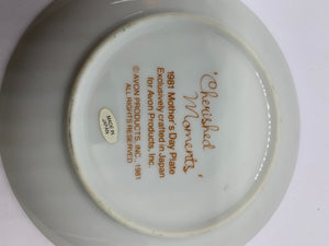 5 Vintage Avon Collector's Plates Mother's Day 1981-1990