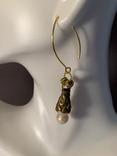 Load image into Gallery viewer, Tibetan Earrings Mother of Pearl Brass Metal Repousse