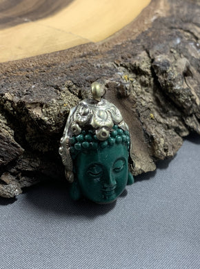 Tibetan Green Buddha Head Pendant Silver Repousse Jewelry