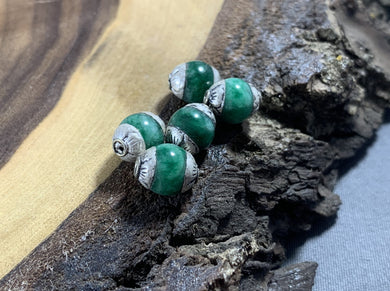 5 Tibetan Mixed Green Jade Stone Beads Silver Repousse Jewelry