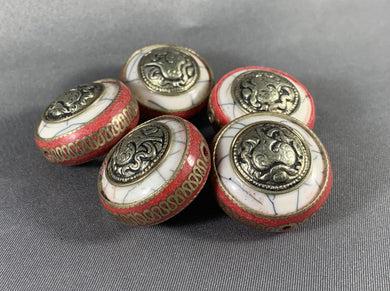 5 Tibetan White Copal Crackle Beads Silver Repousse Conch