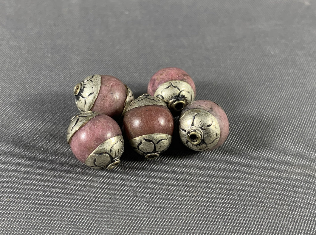 5 Tibetan Apple Jade Stone Beads Silver Repousse Jewelry Opaque